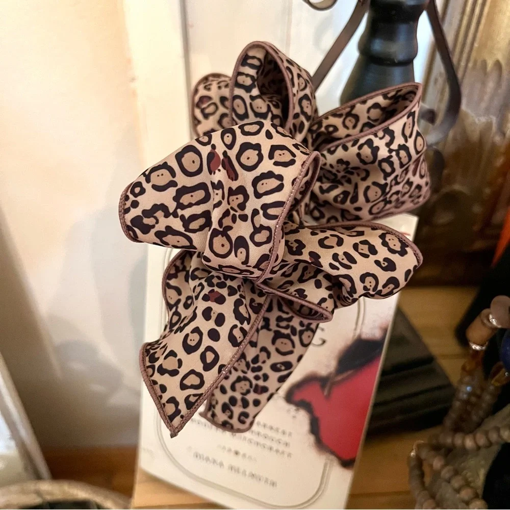 New! The Big Bow “Cheetah” Wired Ribbon Bow Statement Headband 🐆
